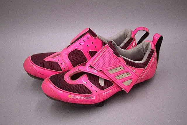 GARNEAU Women’s Tri-XSpeed Triathlon Cycling Shoes Bright Pink Size 11 Bicycle